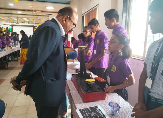 Science art Craft Exhibition (1)