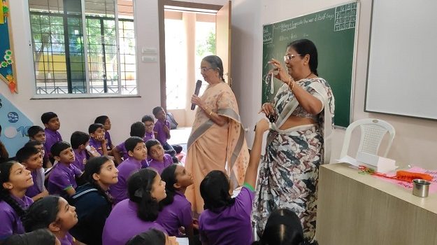Conversation session (1)