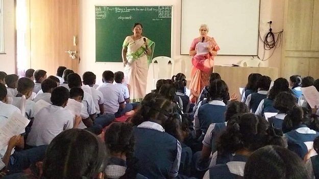 Conversation session (4)