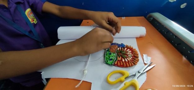 Rakhi making comp (4)