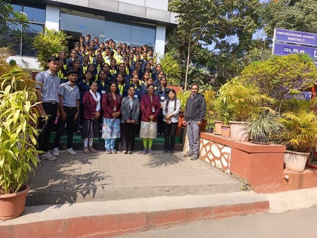 Industrial visit (4)