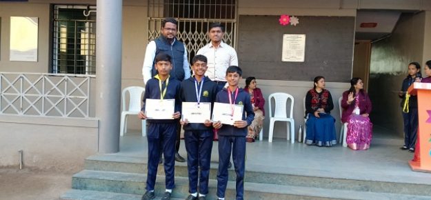 Prize distribution (2)