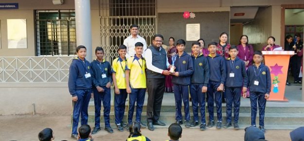 Prize distribution (31)