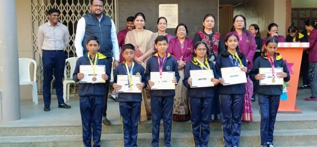 Prize distribution (36)