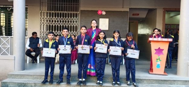 Prize distribution (5)